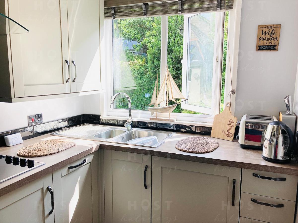 Looe With A View - Entire Apartment With Free Allocated Parking Exterior foto